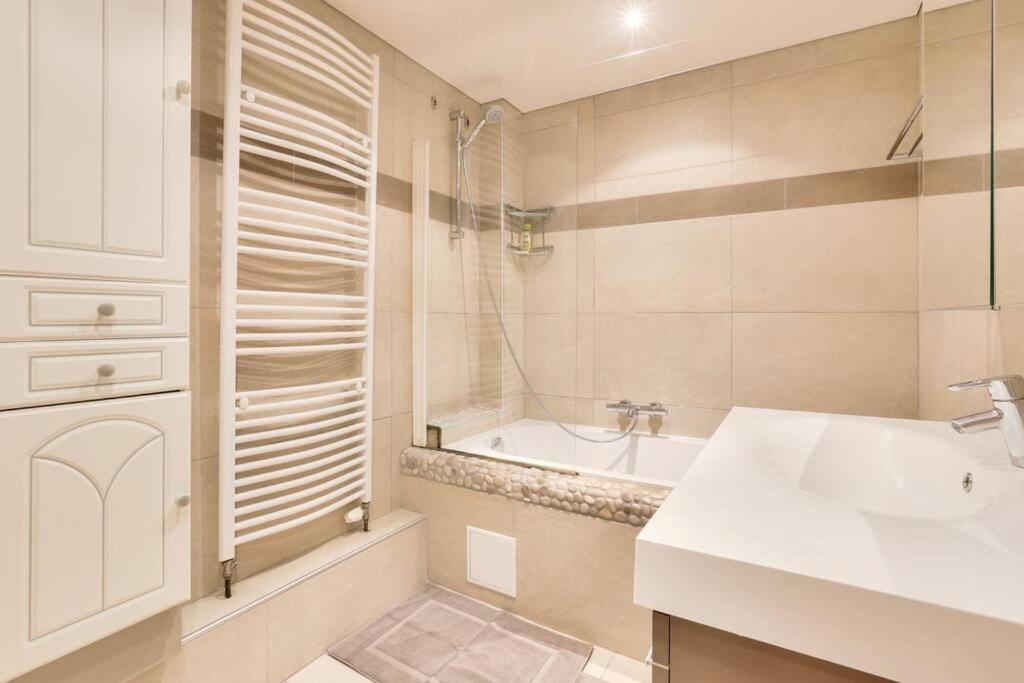 Appartement Spacieux Au Coeur De สตราสบูร์ก ภายนอก รูปภาพ